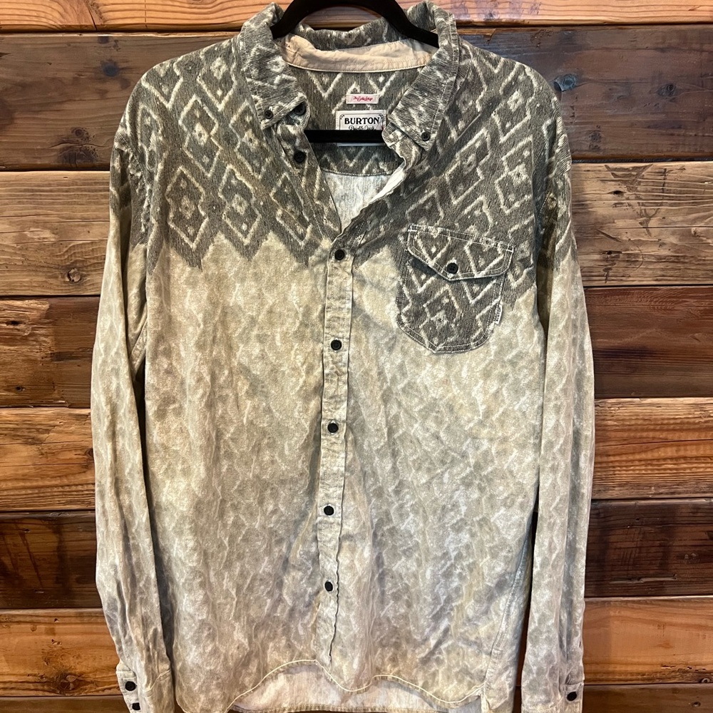 NWT Burton Men's Tan and Gray Lightweight Corduroy Button Down Shirt